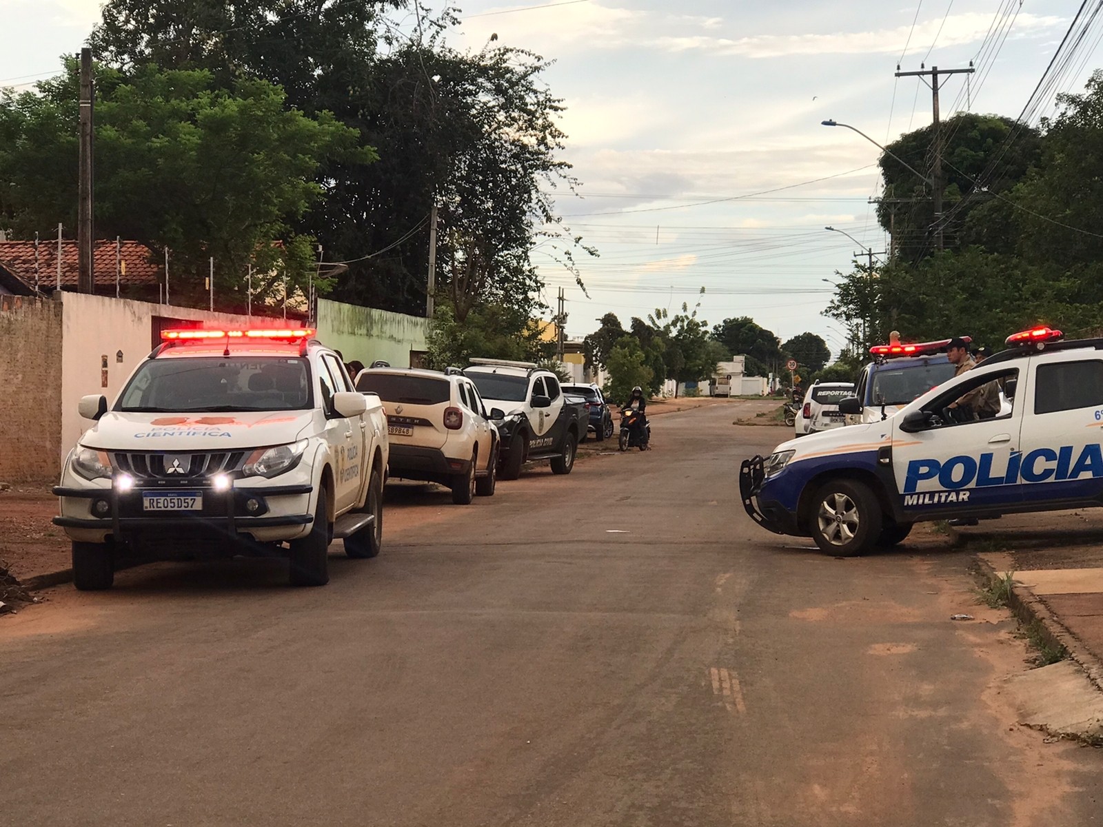 Terceiro suspeito de matar ‘amigo’ com tiros e facada é preso pela Polícia Civil