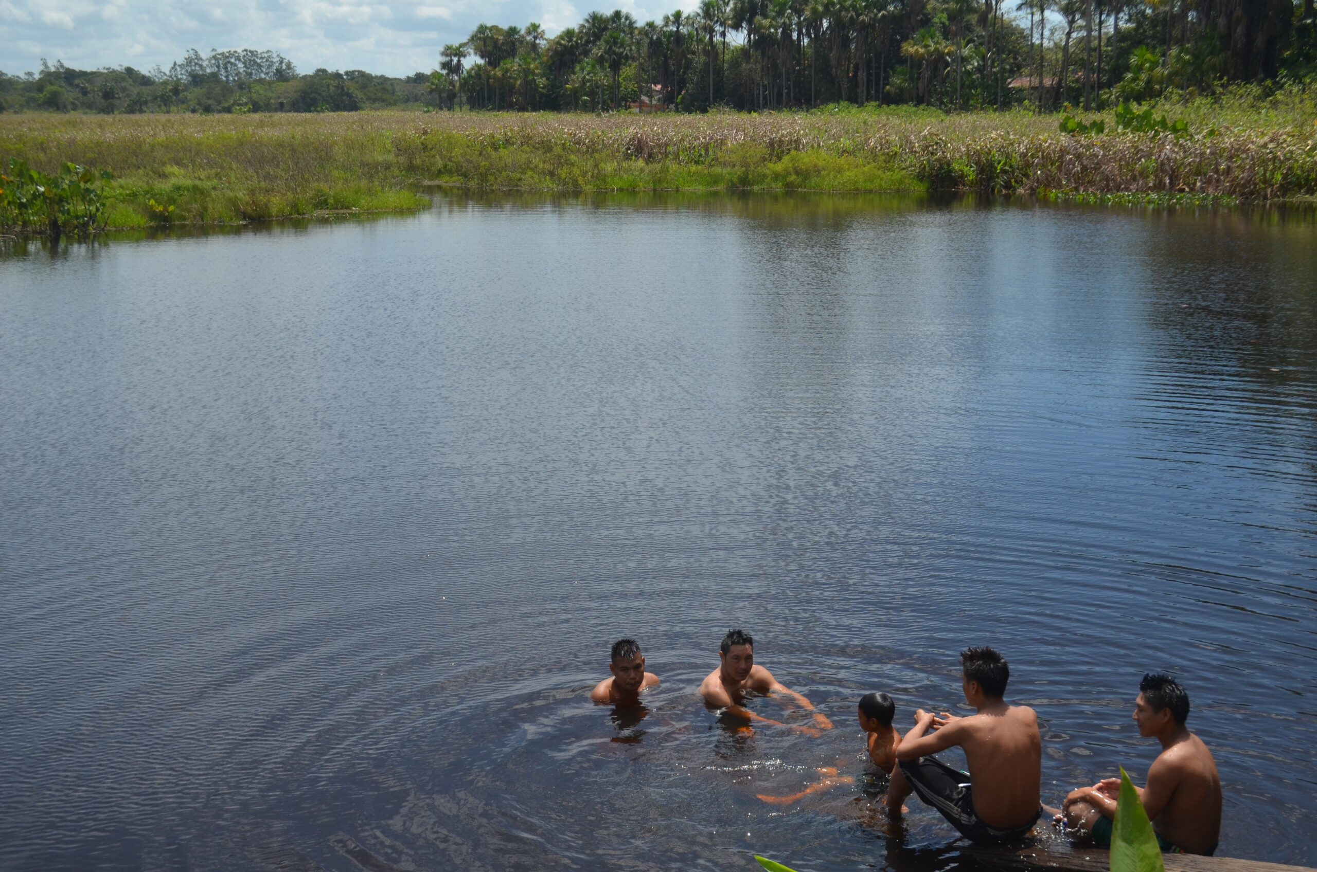 Lagoa dos Índios vira alternativa turística na área urbana de Macapá durante o verão