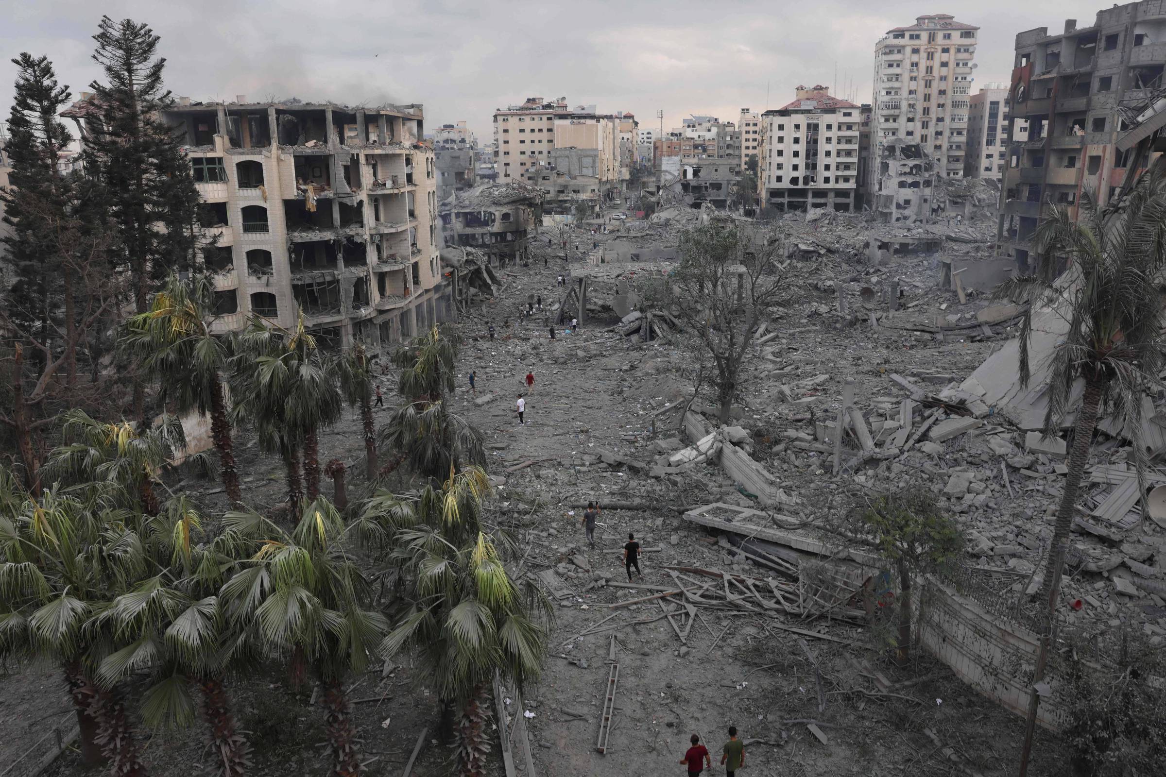 Bairro nobre da Cidade de Gaza, Rimal foi destruído por bombardeios de Israel