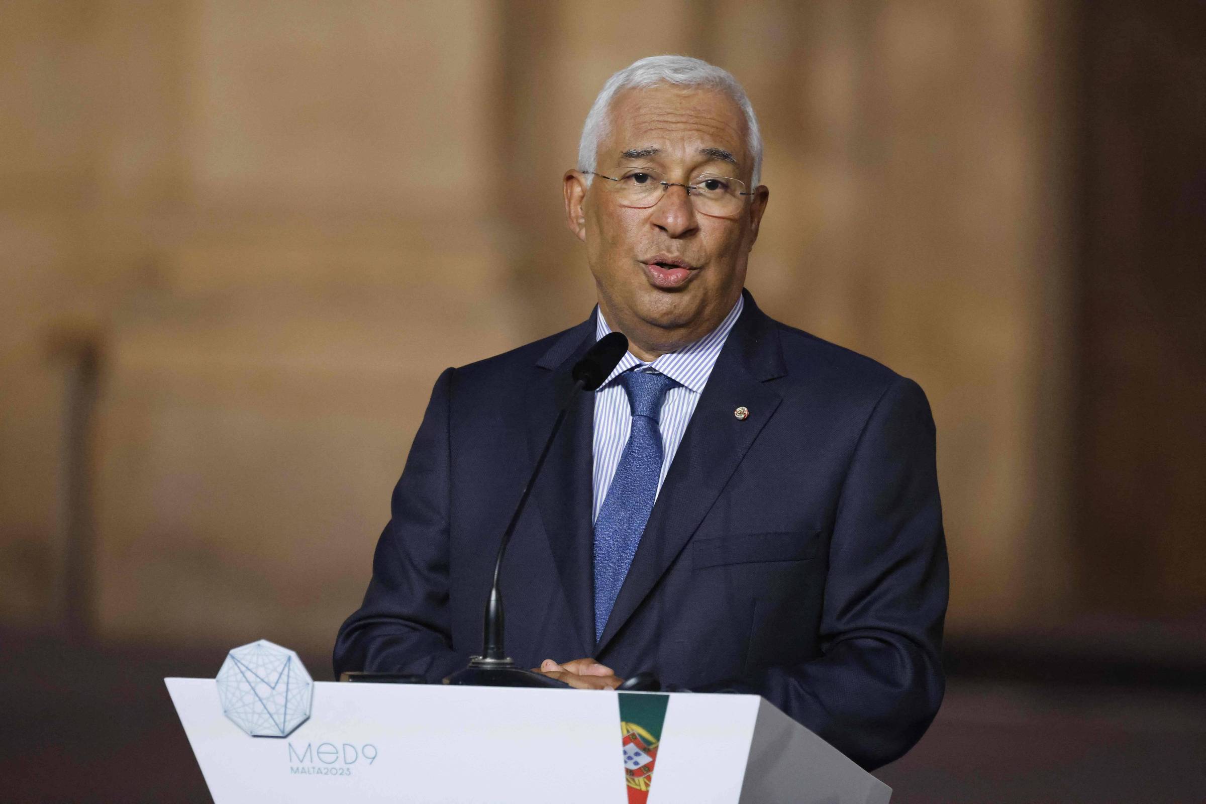 Primeiro-ministro de Portugal renuncia ao cargo após virar alvo de operação anticorrupção