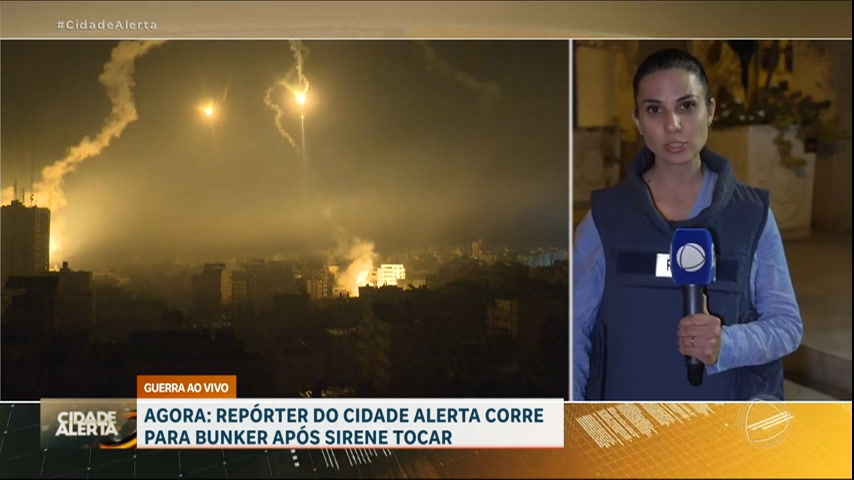 Repórter do Cidade Alerta corre para se proteger após sirene tocar em Israel