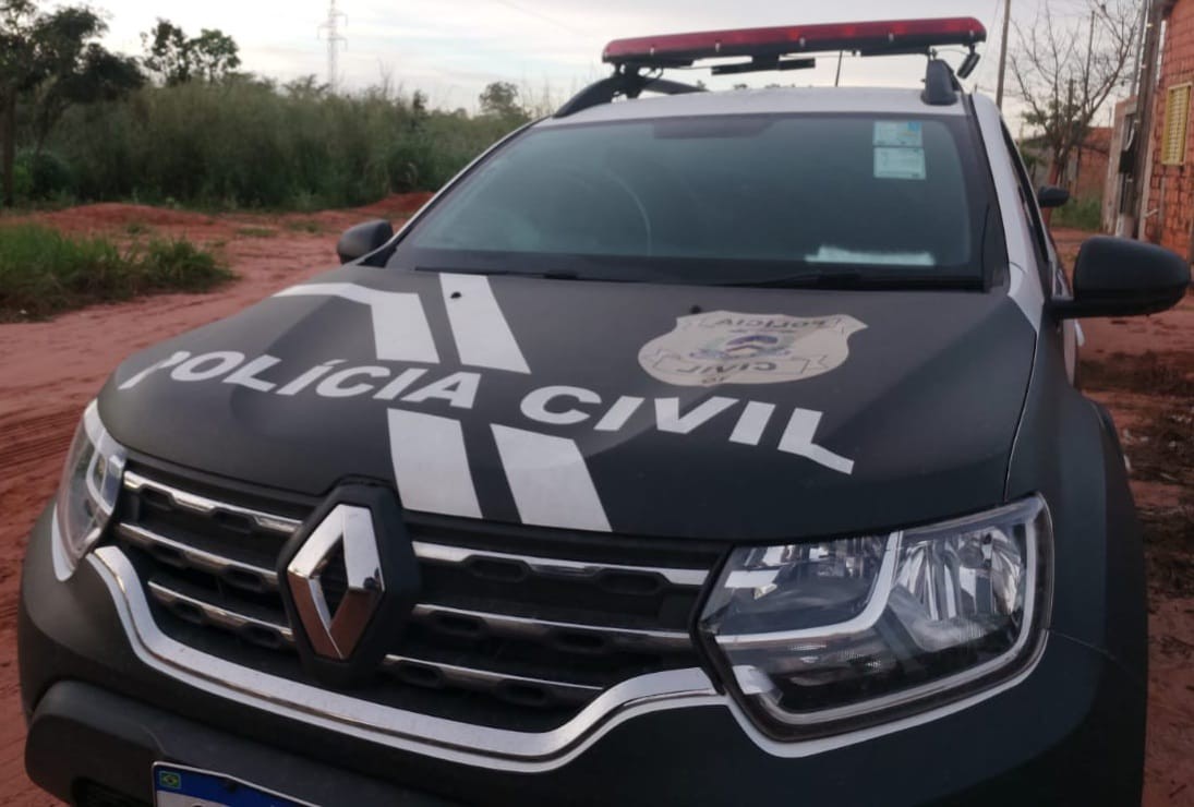 Padrasto é preso suspeito de estuprar enteada após fugir da polícia