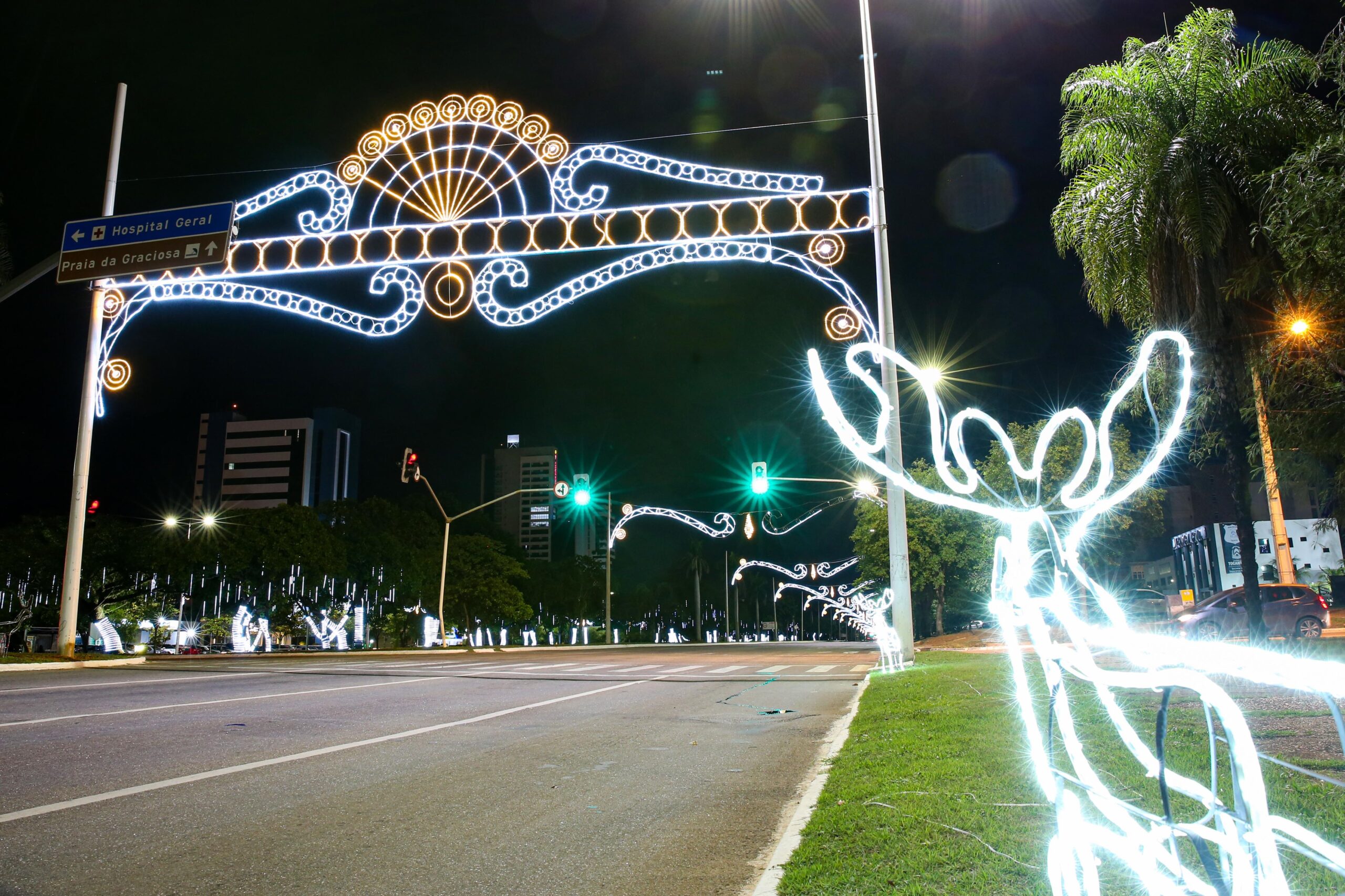 Iluminação de Natal será inaugurada neste domingo em Palmas; veja programação