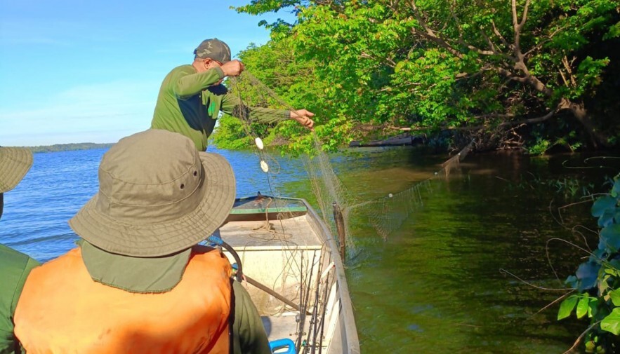 Mais de 200 kg de pescado e três mil metros de redes são flagrados durante operação em rios