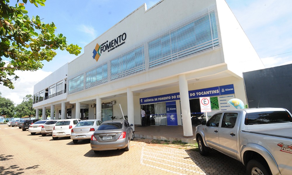 Gabaritos preliminares e cadernos de provas do concurso da Agência de Fomento estão disponíveis
