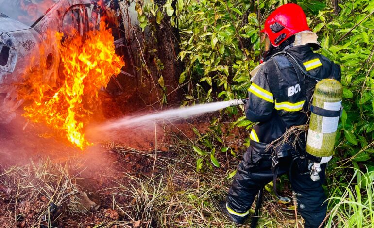 carro-pega-fogo-e-vitimas-morrem-carbonizadas-em-rodovia-do-tocantins