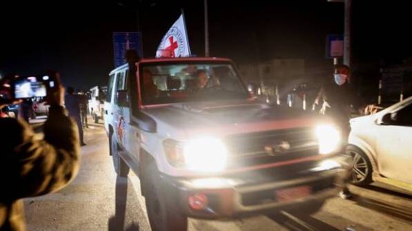 mais-oito-refens-sao-soltos-no-setimo-dia-de-tregua-entre-israel-e-os-terroristas-do-hamas