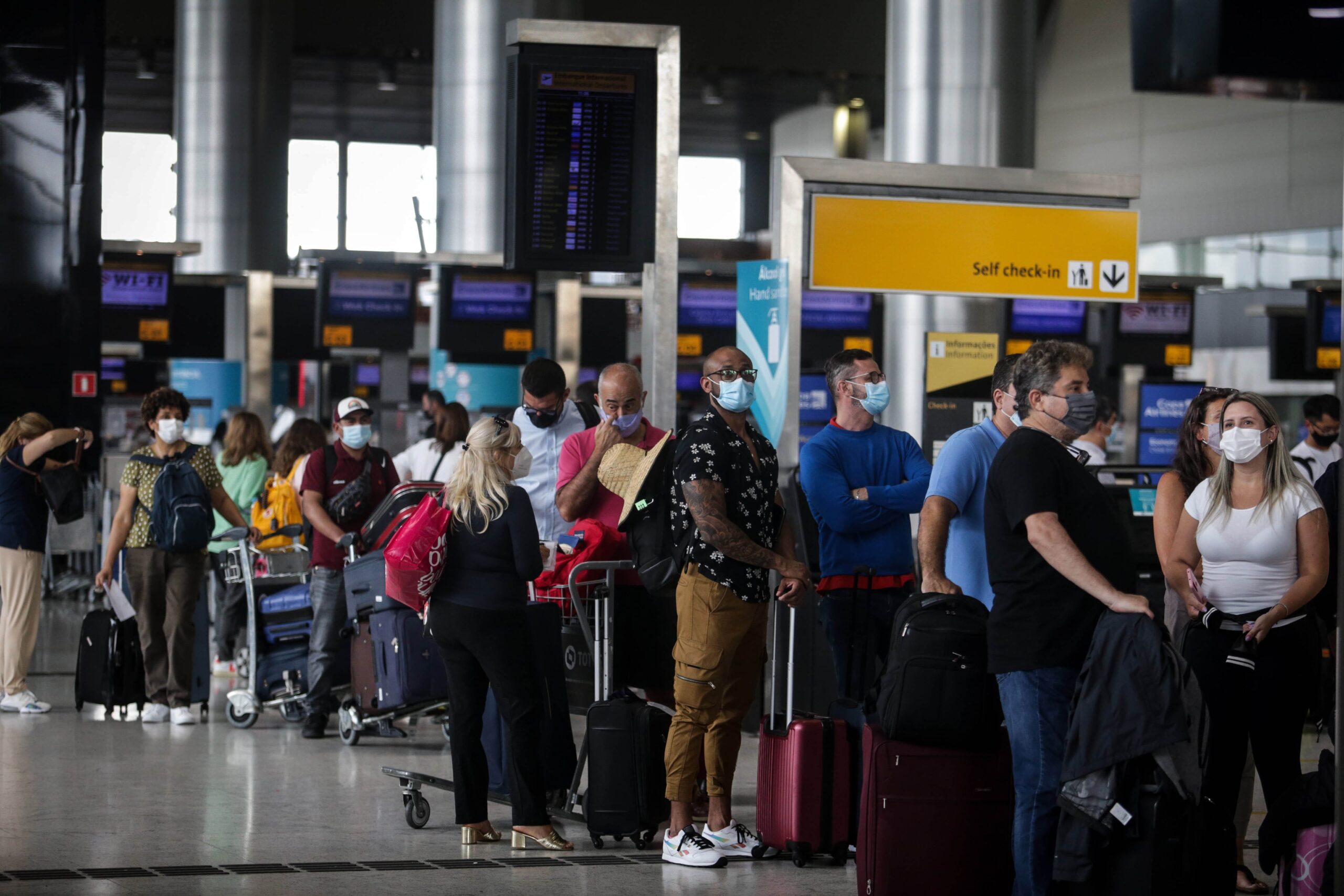 Lula adia para 10 de abril retomada da exigência de visto para turistas de EUA, Canadá e Austrália