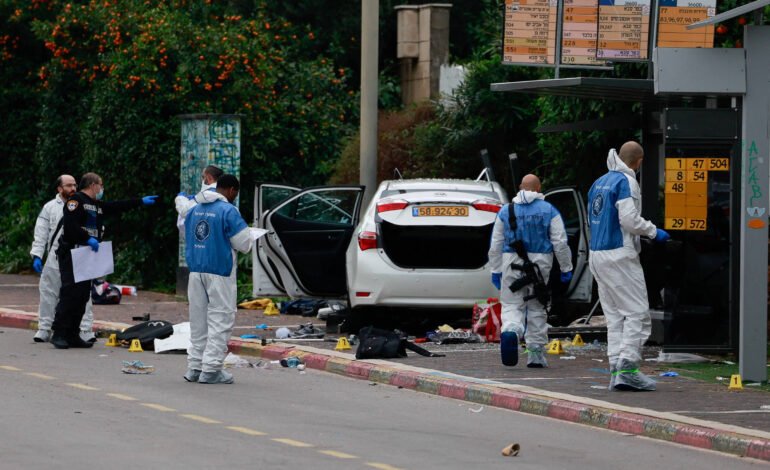 ataque-com-carro-em-israel-mata-mulher-e-deixa-ao-menos-17-feridos