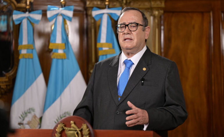 eua-acusam-ex-presidente-da-guatemala-de-minar-estado-de-direito-no-pais