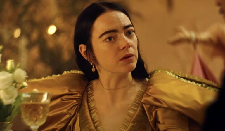 emma-stone-diz-que-sexo-em-pobres-criaturas-e-“fiel-a-experiencia”-da-protagonista