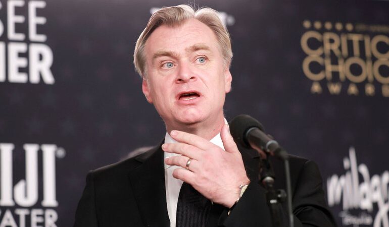 por-que-o-sucesso-de-oppenheimer-e-um-problema-para-christopher-nolan?