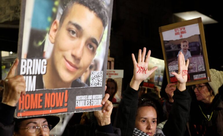 familiares-de-refens-do-hamas-invadem-parlamento-de-israel-em-protesto-contra-governo