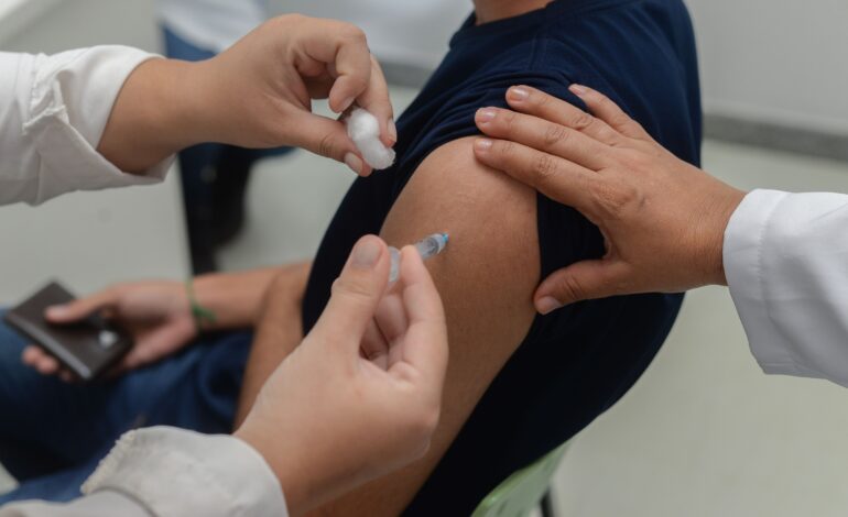 vacina-contra-dengue-sera-entregue-para-14-cidades-do-tocantins-em-fevereiro;-veja-lista