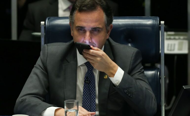 pacheco-pede-lista-de-parlamentares-monitorados-pela-“abin-paralela”