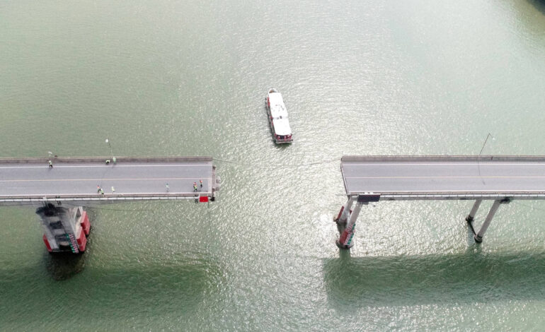 navio-bate,-derruba-ponte-e-mata-ao-menos-5-na-china