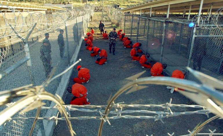 psiquiatra-rastreia-vida-previa-de-detentos-de-guantanamo