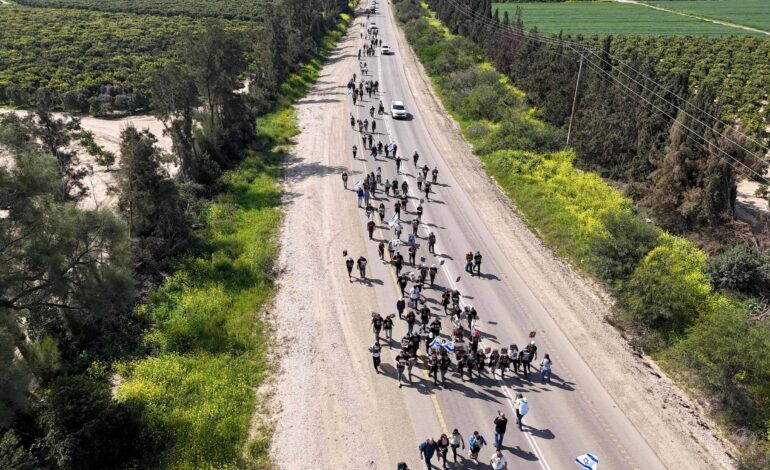 familiares-de-refens-fazem-marcha-de-4-dias-em-israel-diante-de-possivel-tregua