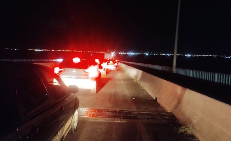 dois-acidentes-causam-congestionamentos-na-to-080-e-na-ponte-entre-palmas-e-luzimangues