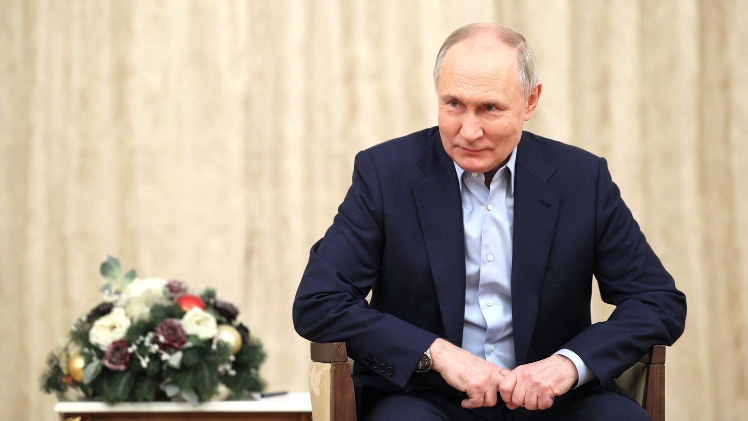 Putin é reeleito presidente da Rússia e diz que mundo pode estar a um passo da 3ª Guerra Mundial