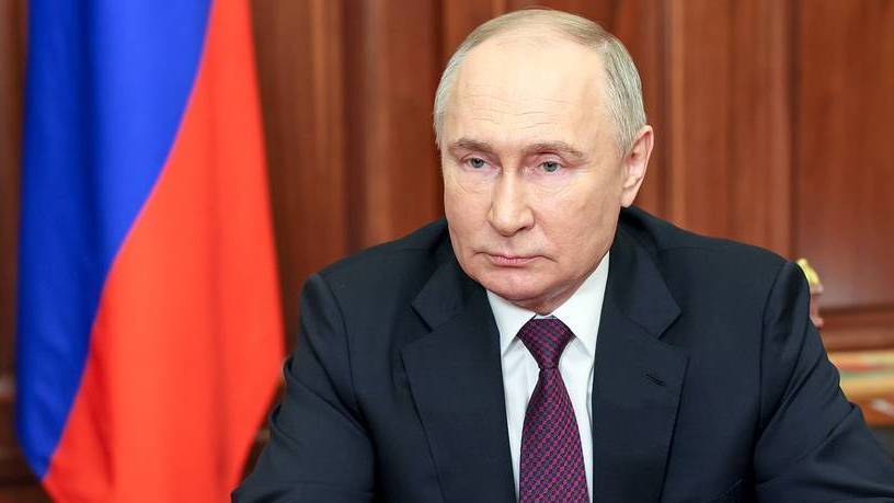 Putin diz que suspeitos de ataque em Moscou fugiram para Ucrânia; Kiev nega envolvimento