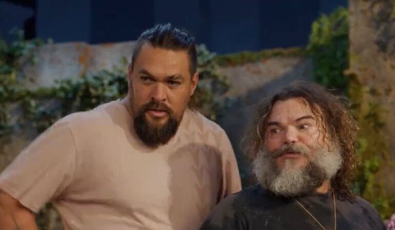 jason-momoa-e-jack-black-celebram-aniversario-de-15-anos-de-minecraft