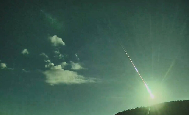 fragmento-de-cometa-ilumina-ceu-da-espanha-e-de-portugal;-veja-video