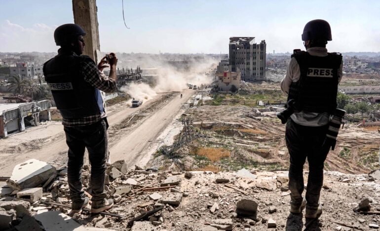 citando-lei-que-censurou-al-jazeera,-israel-confisca-cameras-da-associated-press