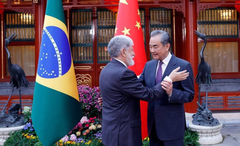 ha-mudanca-na-russia,-diz-celso-amorim-sobre-dialogo-de-paz-com-ucrania