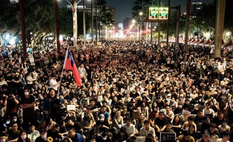 manifestantes-voltam-as-ruas-de-taiwan-contra-reformas-que-aumentam-poder-do-parlamento