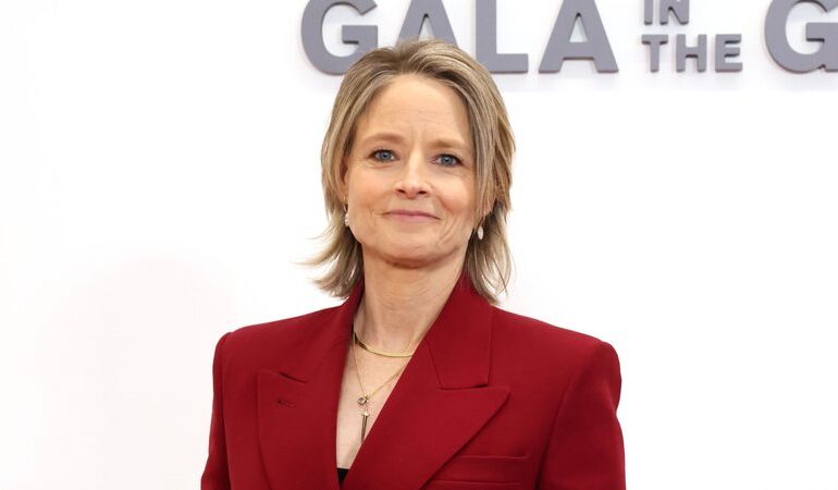 jodie-foster-critica-frequencia-de-roteiros-com-mulheres-que-foram-estupradas:-‘sempre-chocada’