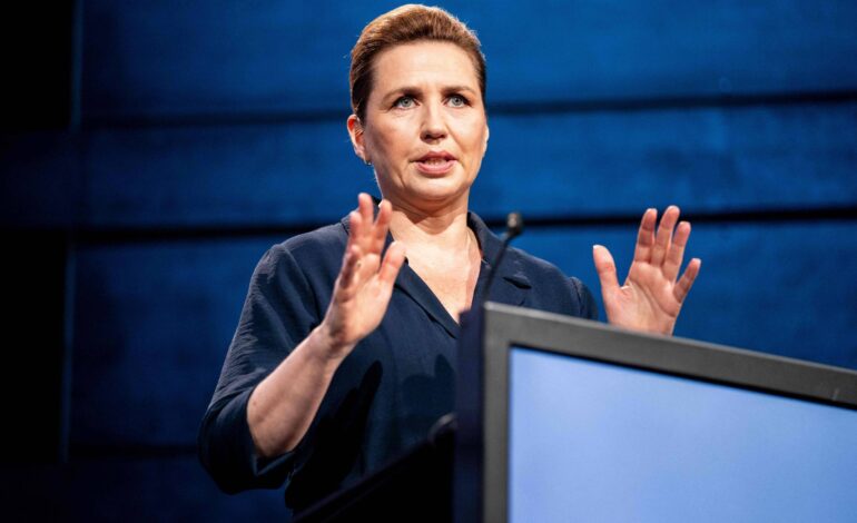 primeira-ministra-da-dinamarca-e-atacada-no-centro-de-copenhague