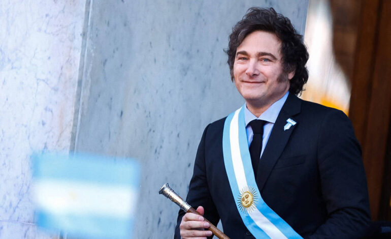 em-6-meses,-milei-compensa-dificuldades-domesticas-com-sobreatuacao-internacional