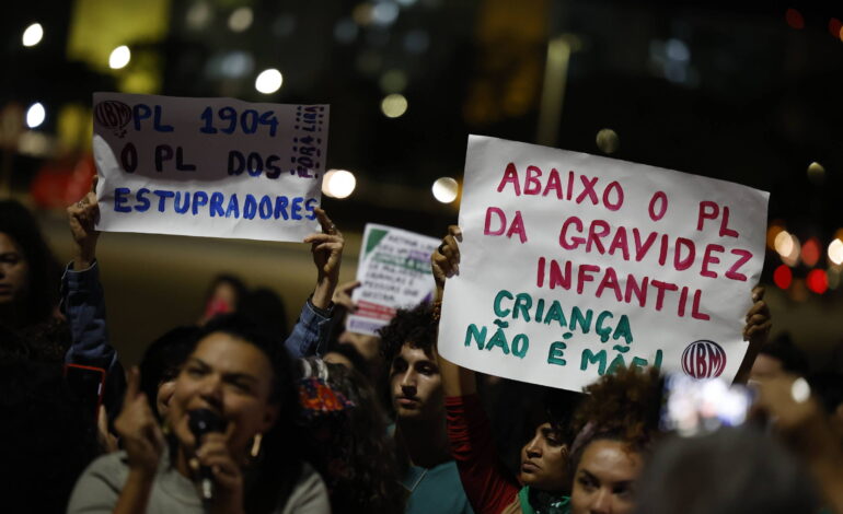 emissaria-da-onu-manifesta-preocupacao-com-projeto-antiaborto-que-tramita-na-camara