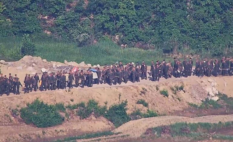 soldados-da-coreia-do-norte-entram-novamente-no-sul-e-recuam-apos-tiros-de-advertencia,-diz-seul