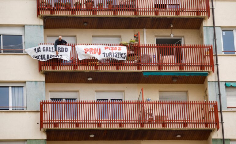 barcelona-planeja-proibir-aluguel-de-apartamentos-por-temporada-ate-2028;-entenda-por-que