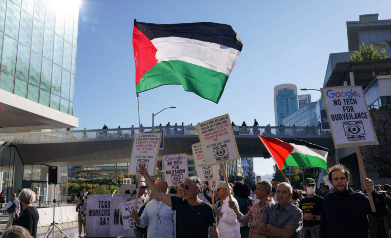protesto-contra-parceria-de-amazon-com-israel-interrompe-evento-da-empresa;-veja-video