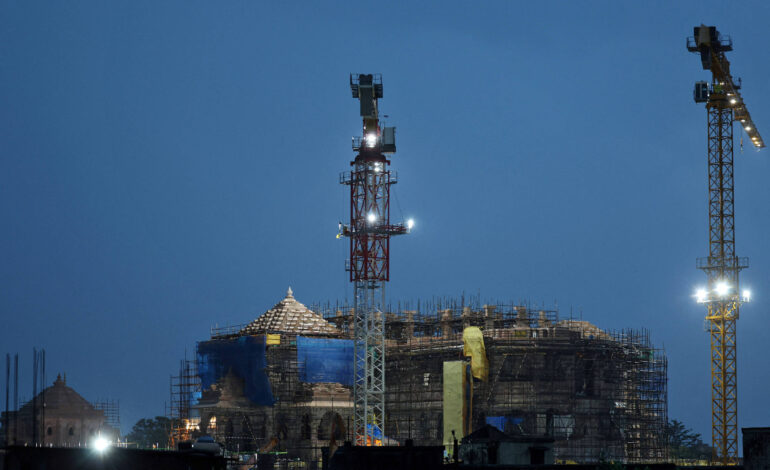 pelo-menos-27-morrem-durante-tumulto-em-evento-religioso-no-norte-da-india