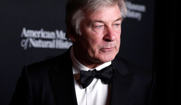 tentativa-de-alec-baldwin-de-rejeitar-acusacao-de-homicidio-e-negada