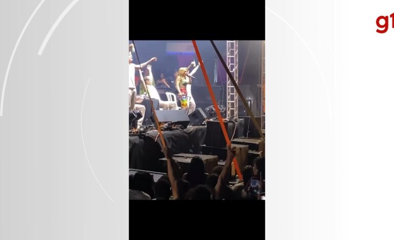 manu-bahtidao-para-show-e-da-bronca-em-homem-que-jogava-latas-no-palco:-‘deve-ser-corno’