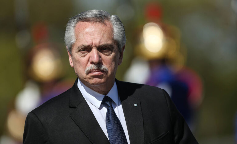 fernandez-diz-ter-sido-desconvidado-para-ser-observador-nas-eleicoes-da-venezuela