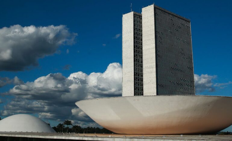 Suspender emendas dá “autonomia desmedida” ao Executivo, diz Congresso