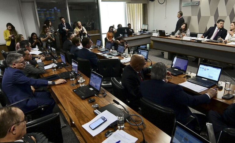 ccj-do-senado-aprova-projeto-com-mais-criterios-para-prisao-preventiva