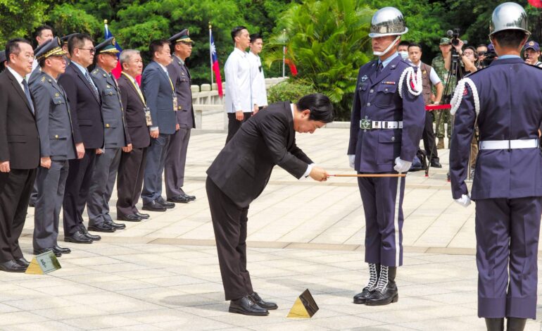 em-visita-a-ilha-simbolica,-presidente-de-taiwan-reafirma-posicao-anti-china