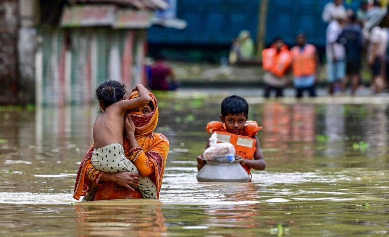 inundacoes-em-bangladesh-levam-mais-de-300-mil-a-abrigos-de-emergencia