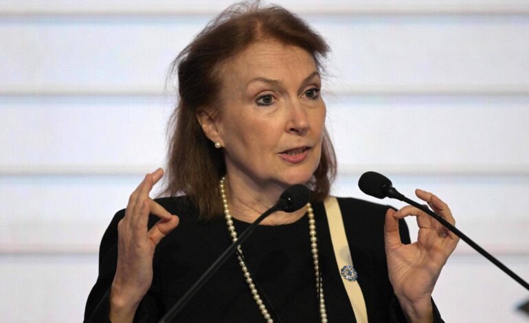 enorme-preocupacao,-diz-ministra-de-milei-apos-bloqueio-do-x-no-brasil