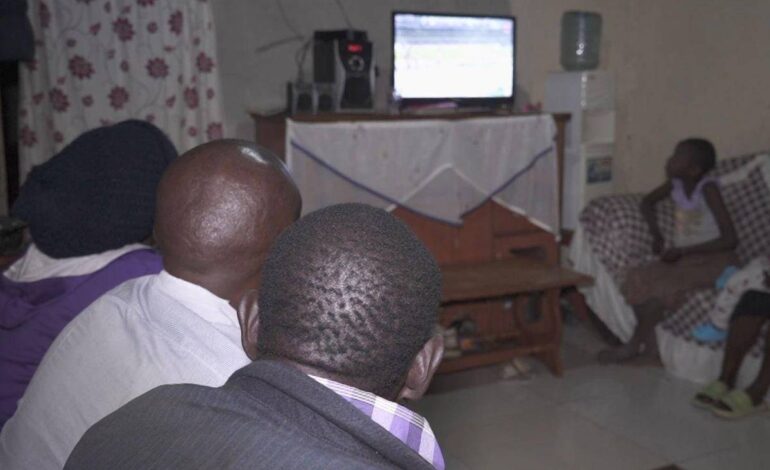 a-tentativa-da-china-de-conquistar-o-coracao-de-africanos-com-tv-por-satelite