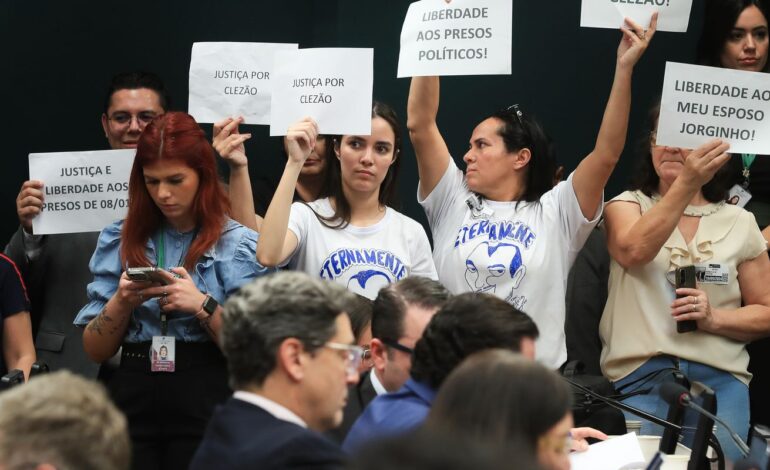 projeto-da-anistia-aos-golpistas-do-8-de-janeiro-e-adiado-na-ccj