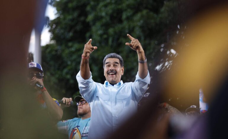 eua-impoem-sancoes-a-juizes-do-supremo-da-venezuela,-mas-seguem-poupando-industria-petrolifera