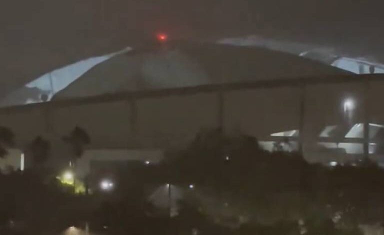 Furacão Milton arranca cobertura de estádio transformado em acampamento na Flórida
